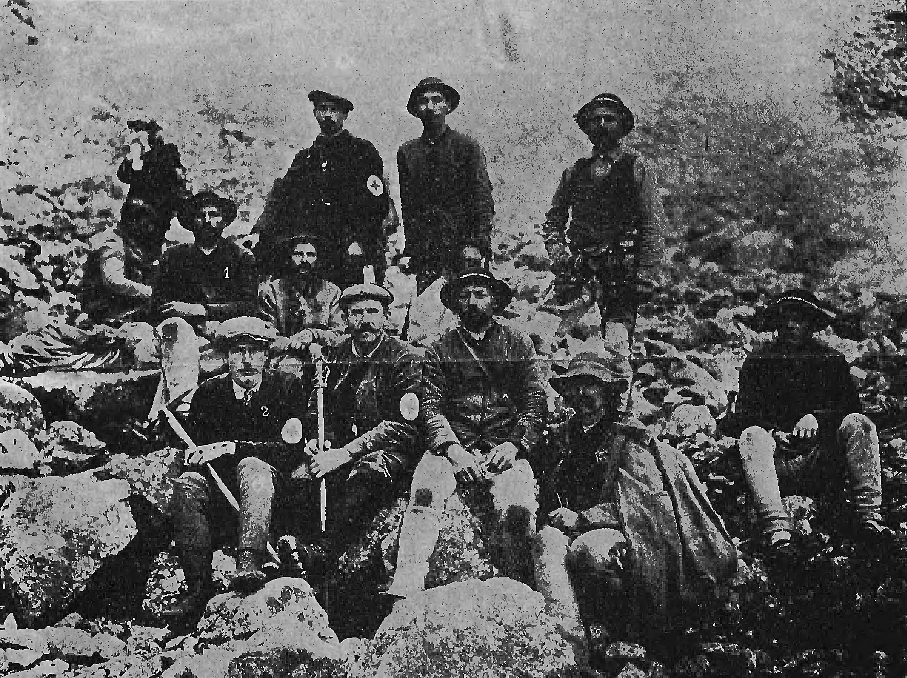 Akcja poszukiwania Stanisława Szulakiewicza, sierpień 1910. Na zdjęciu m.in. Wojciech Tylka, Stanisław Zdyb i Mariusz Zaruski.